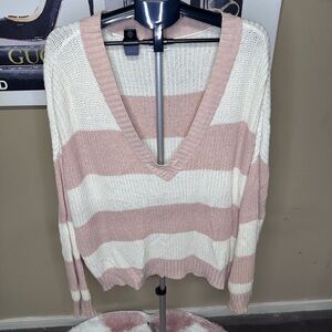 American Eagle Outfitters Pink and Cream V-Neck Sweater